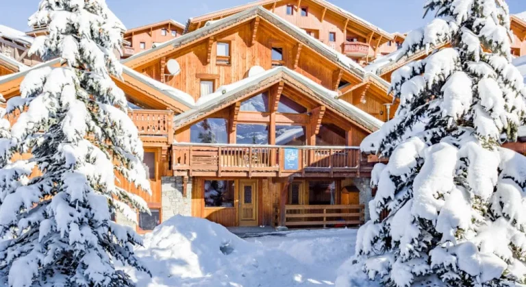 Best Multigenerational Ski Chalet Rental with Childcare Services for Family Winters